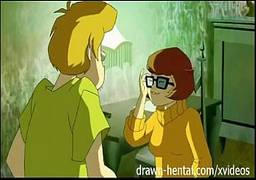 Velma fudendo com salsinha dotado